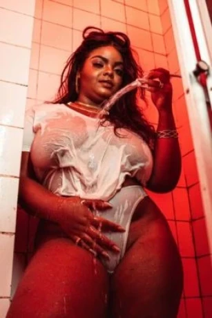 Maju Souza — 1 / 5