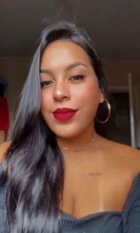 Bárbara Alves — 4 / 5