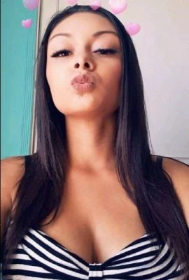 Jazlyn — 8 / 9