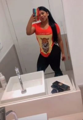Yara Scarlet — 2 / 4