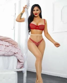 Lynda — 4 / 6