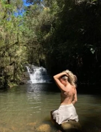 Diana Martins — 6 / 9