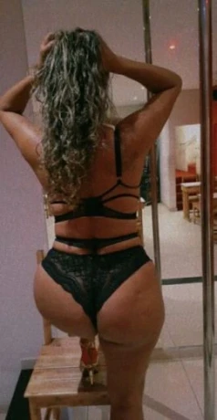 Marcela Bittencourt — 2 / 4