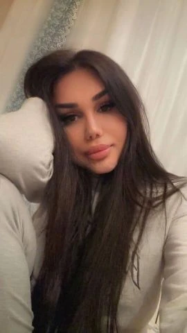 Dilara — 7 / 9