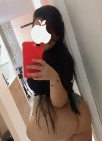 Camila Muniz — 6 / 8