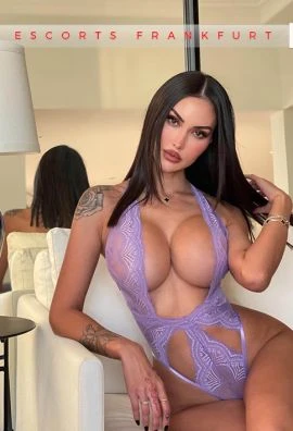 Regina — 7 / 8