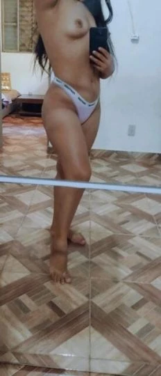 Stefany Alves — 3 / 4