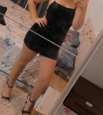 Laura Ferrari — 4 / 5