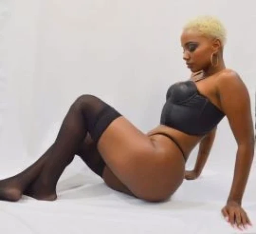 Alexia Lins — 7 / 9