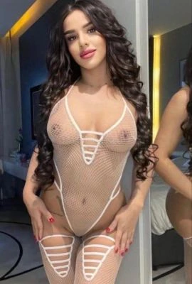 Firuze, Escort, Riyadh