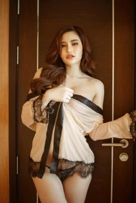 Bess, Escort, Riyadh