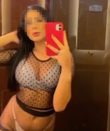 Aylla Knevitz — 3 / 5