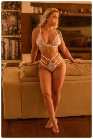 Bianca Melinda — 7 / 9