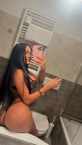 Katy, Escort, Milan