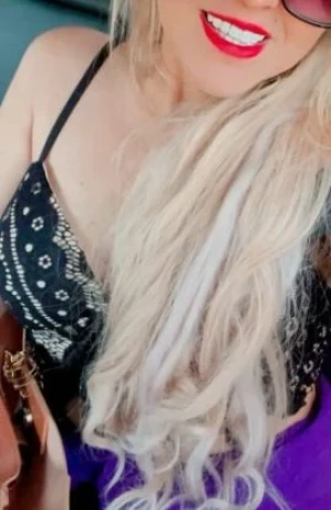 Bruna Martins — 7 / 9