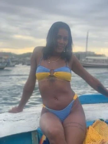 Jade Ferreira — 3 / 6