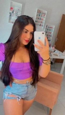 Sofia Alves — 3 / 5