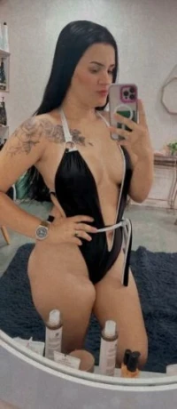 Gaby Castro — 3 / 5