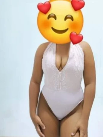 Karol Santos — 7 / 8