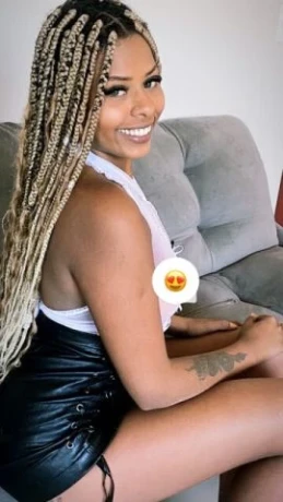 Bruna Souza — 4 / 5