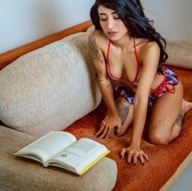 Lua Luana, Escort, Serra