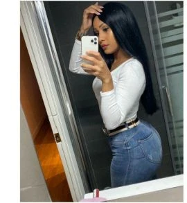 Camila — 2 / 5