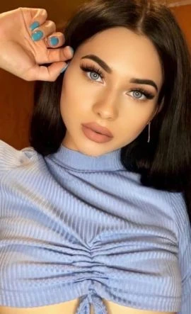 Karina — 6 / 8