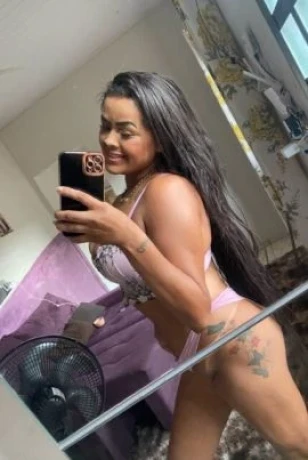 Gabi Rodrigues — 2 / 4