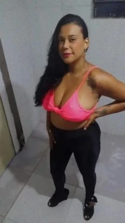 Bia Bitencourt — 3 / 4