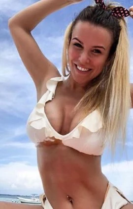 Alexa — 2 / 5