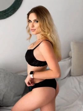 Ewa — 3 / 9