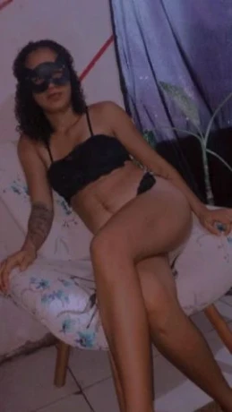 Clara Pereira — 5 / 6