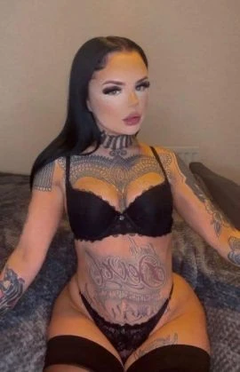 Elle Beltran, Escort, London