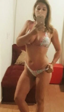 Karina Ferrari — 4 / 8