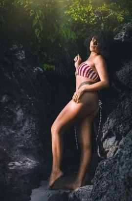 Elizabeth Rocha — 3 / 9