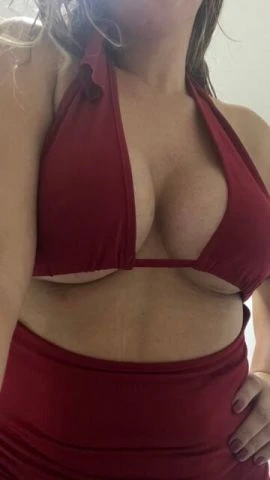 Letícia Mendes — 4 / 5