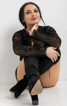 Ema — 4 / 9