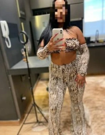 Mirella Paiva — 2 / 7