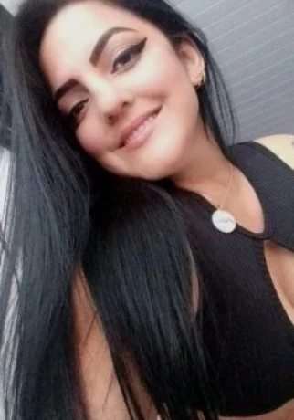 Débora Santos — 8 / 9