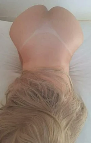 Larissa Brandt — 3 / 6