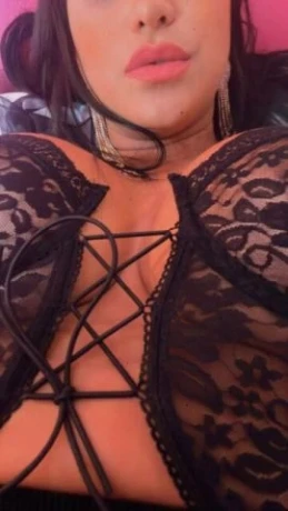 Yara Maria — 8 / 9