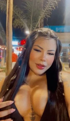 Fernanda Melo — 4 / 8