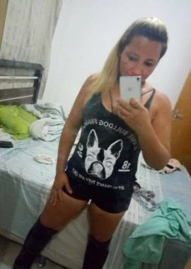 Bianca Castilho — 2 / 5