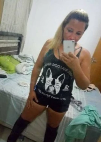 Bianca Castilho — 2 / 5