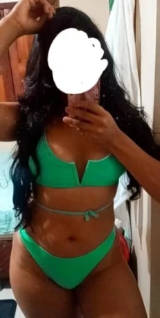 Yara Thaina — 2 / 5