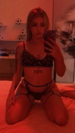 Ruby Souza — 1 / 4