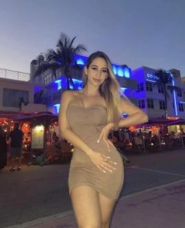 Venessa — 3 / 7