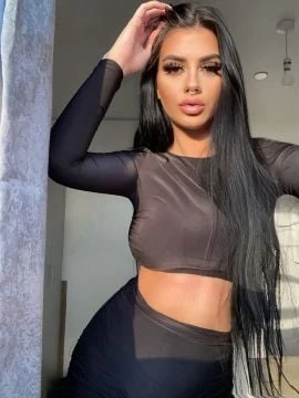 Ava — 8 / 9