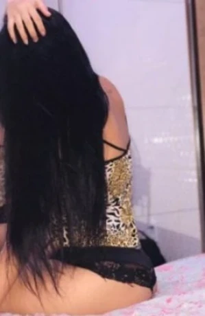 Júlia Oliveira — 2 / 4