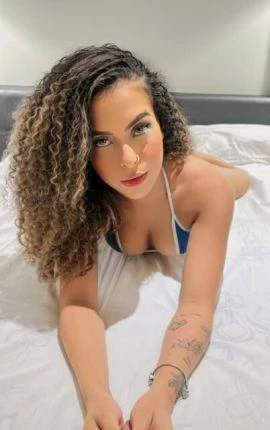 Valentina Ricón — 3 / 5